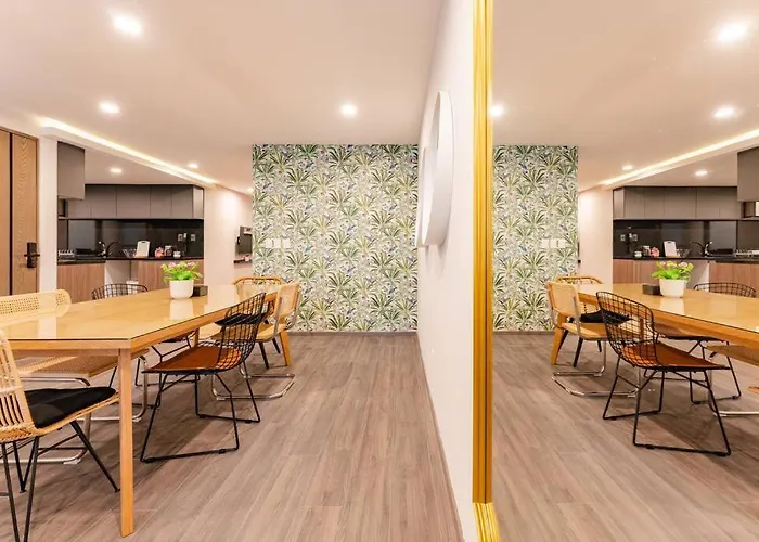 Apartment African Vibes, Roof Top/gym, Across Parque Espana